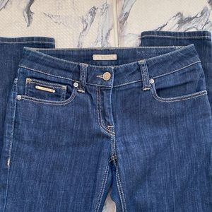 Womens Burberry Kensington Straight Leg Dark Jeans, EUC! Waist 25”,size 4 TALL🔥
